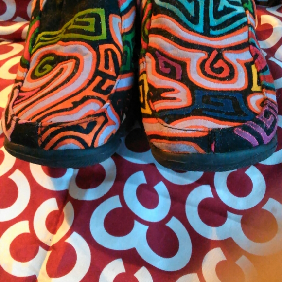 MOTALAS HANDMADE COLOMBIAN SHOES - Picture 5 of 8